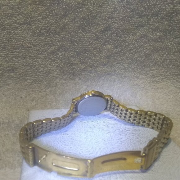 Citizen Quartz Watch Black 1012-S038561 Dial Women Date Gold Link Band New Bat ! - Picture 13 of 14